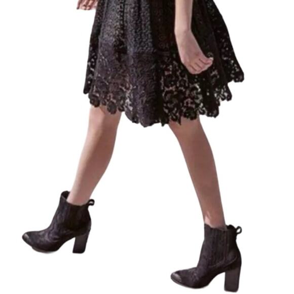 Dolce Vita Conway Black Suede Cowboy Ankle Booties Sz 8 - Picture 2 of 9